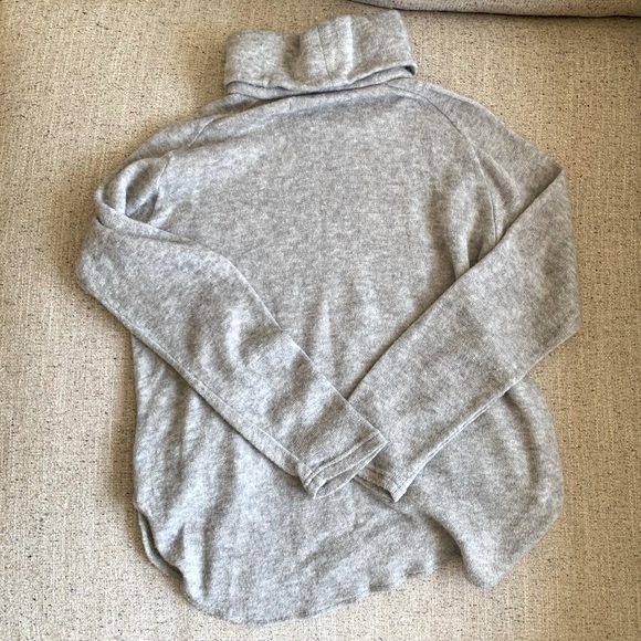 Turtle Neck Sweater | Size Small | Shades of Grey by Micah Cohen - Picture 2 of 3